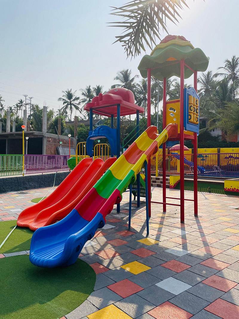 Set Children s Outdoor Play Equipment To Create Best Outdoor Parks